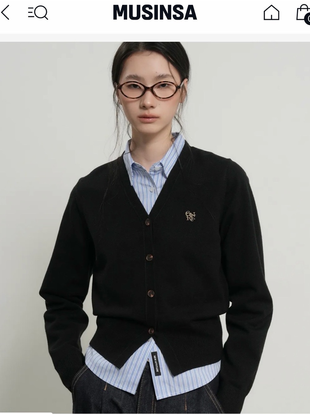 Musinsa Black V‑Neck Button Cardigan